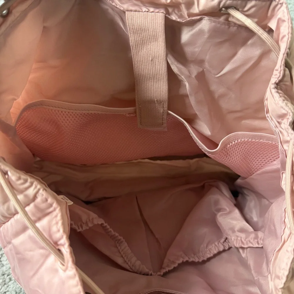 Blogilates Mini Backpack Pink NWOT Pillow Soft Bungee 7 Pocket Target